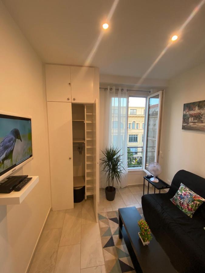 Studio Sur Avenue Jean Medecin A นีซ ภายนอก รูปภาพ